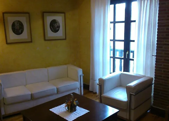 Casa Romulo * 두루엘로 데 라 시에라